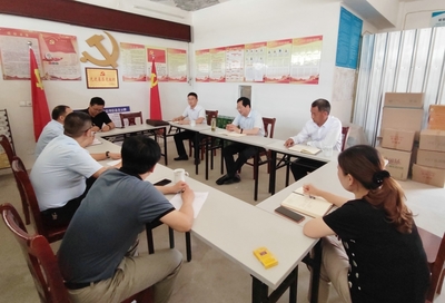 李加生赴小池镇调研走访 看望基层人大代表并指导会议服务保障工作